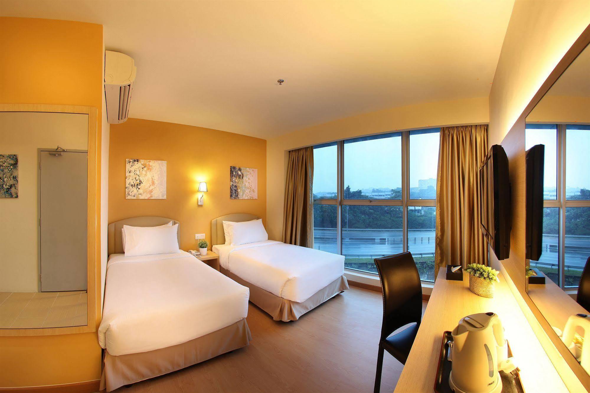 Hotel Min Cott Куала Лумпур Екстериор снимка