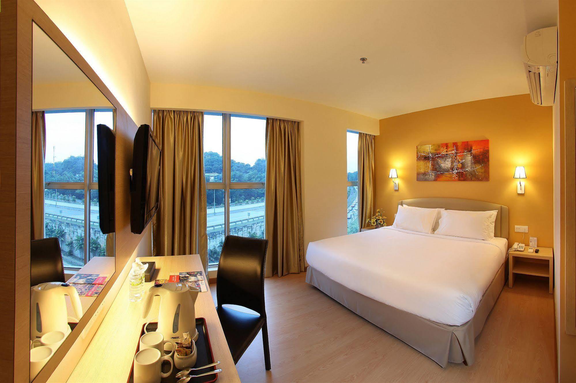 Hotel Min Cott Куала Лумпур Екстериор снимка