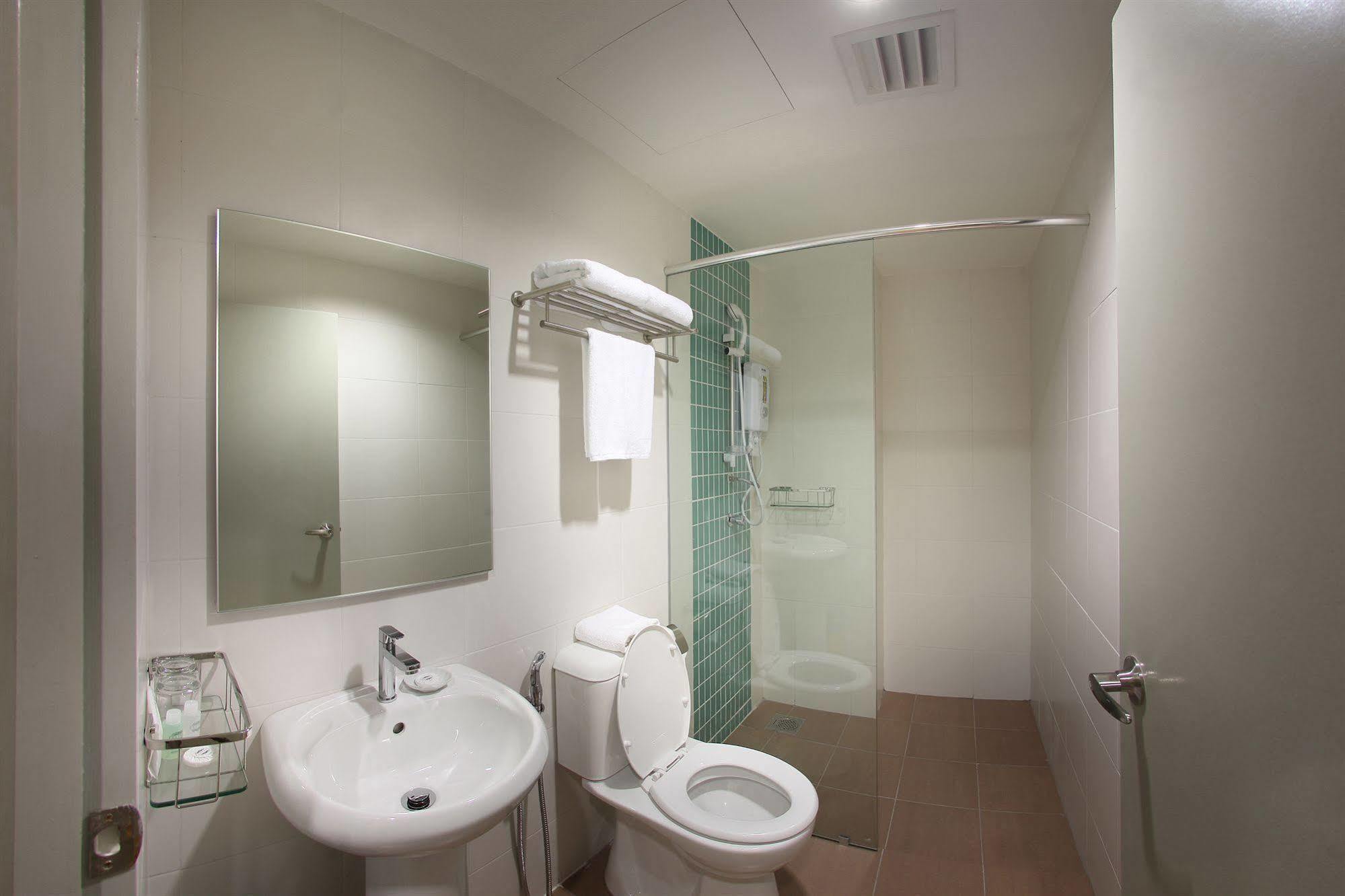 Hotel Min Cott Куала Лумпур Екстериор снимка