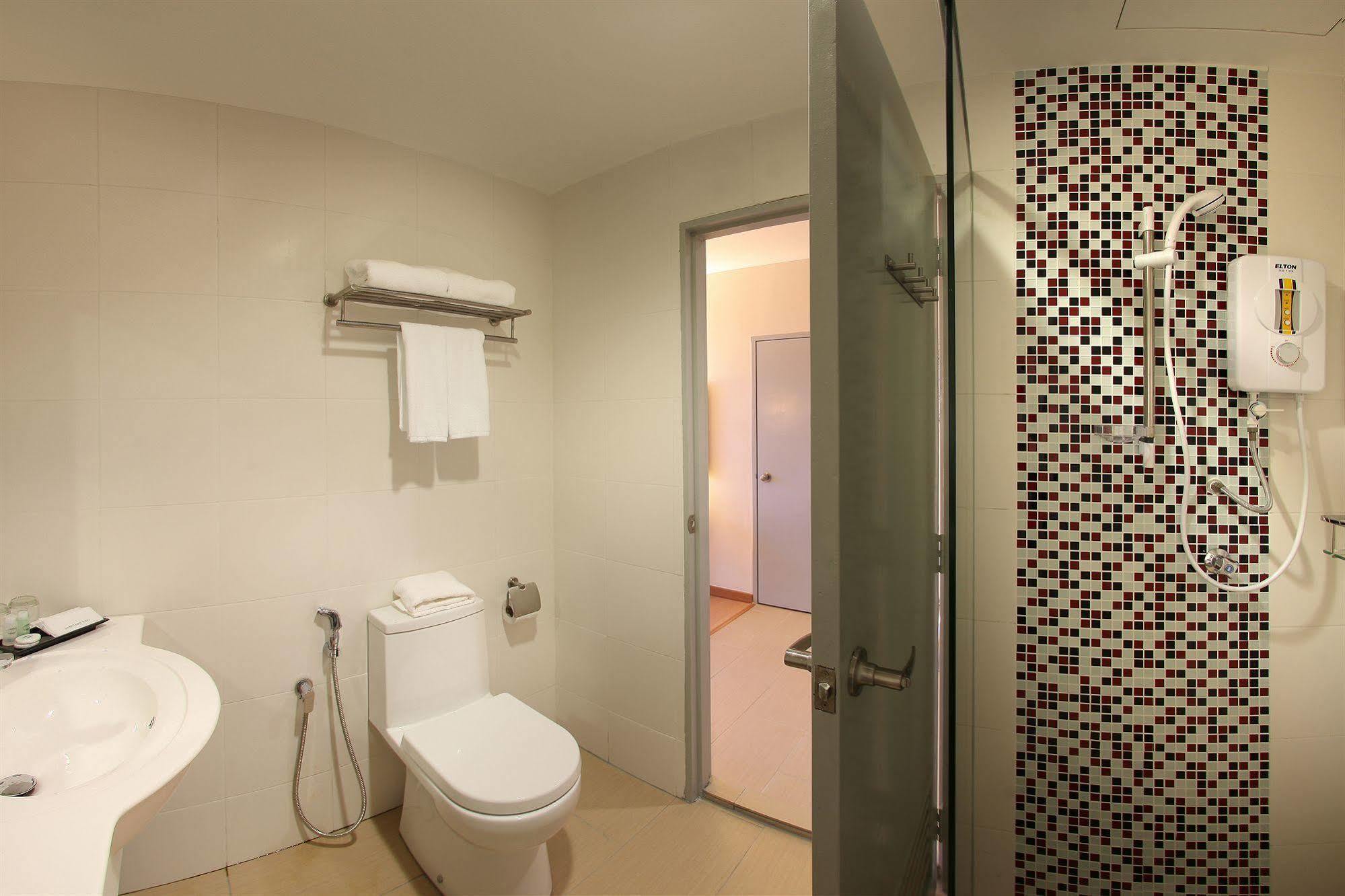Hotel Min Cott Куала Лумпур Екстериор снимка